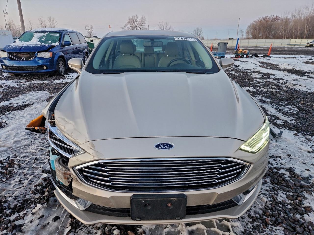 2017 FORD FUSION SE photo 5