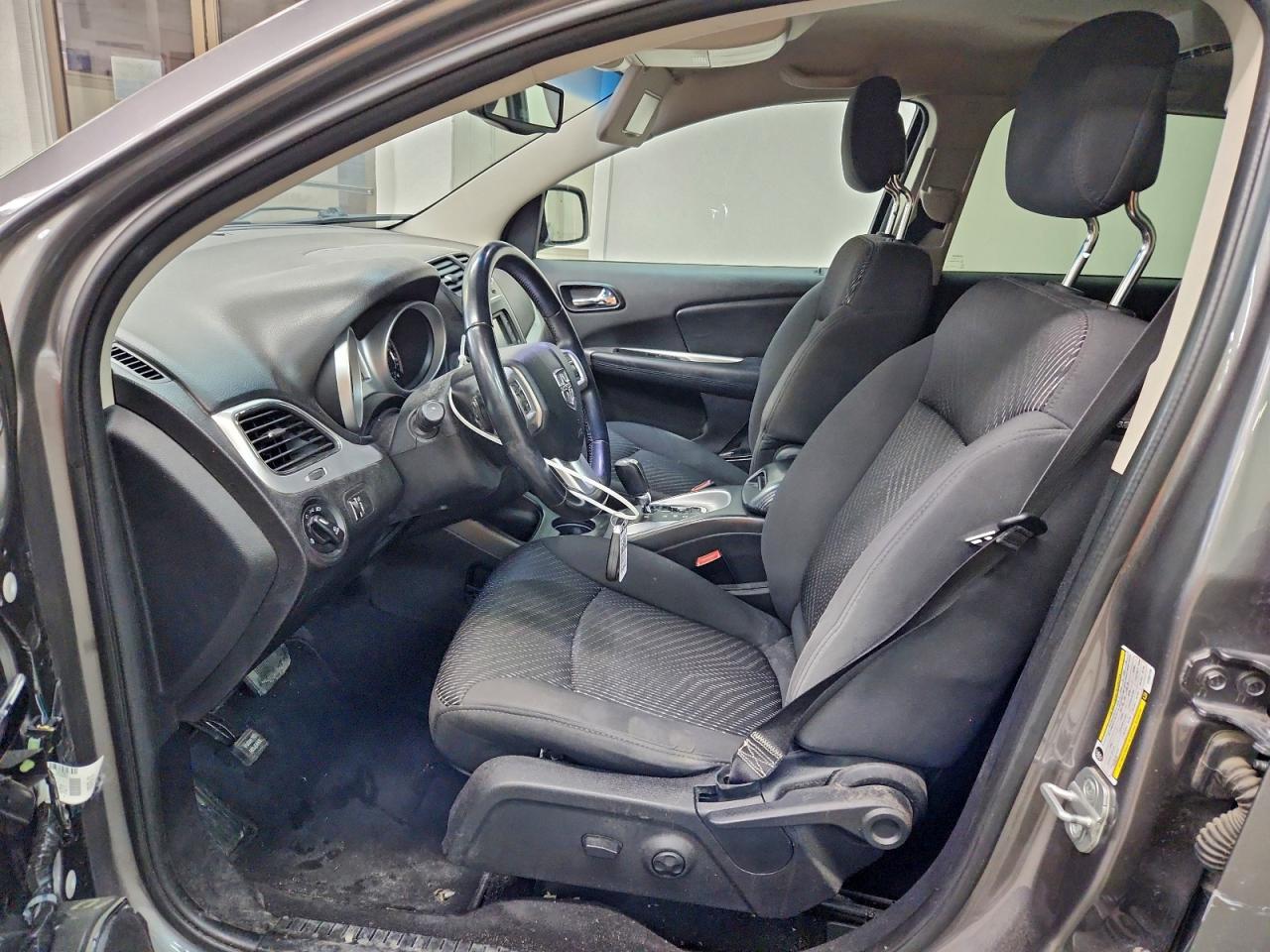 2012 DODGE JOURNEY SXT photo 7