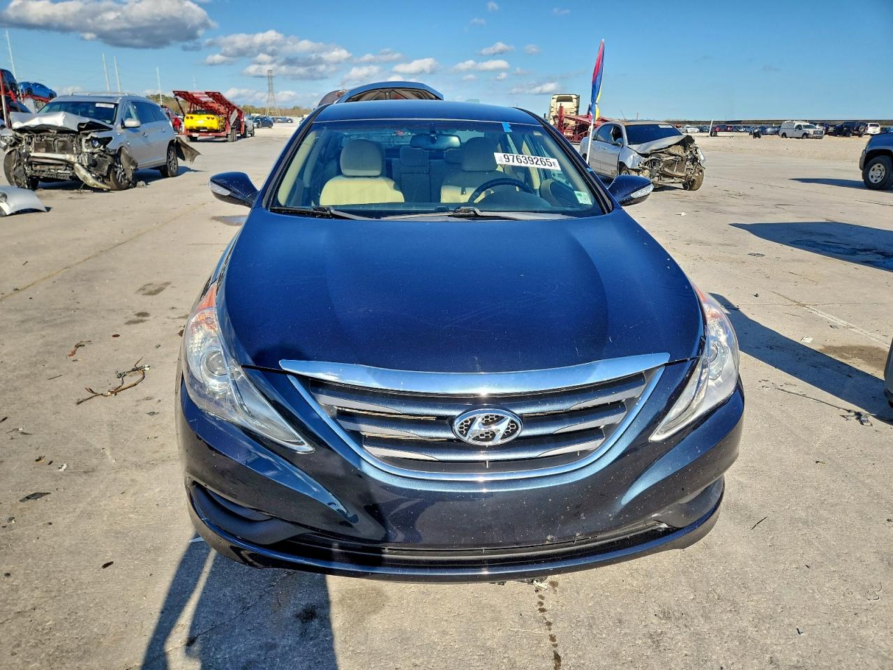 2014 HYUNDAI SONATA GLS photo 9
