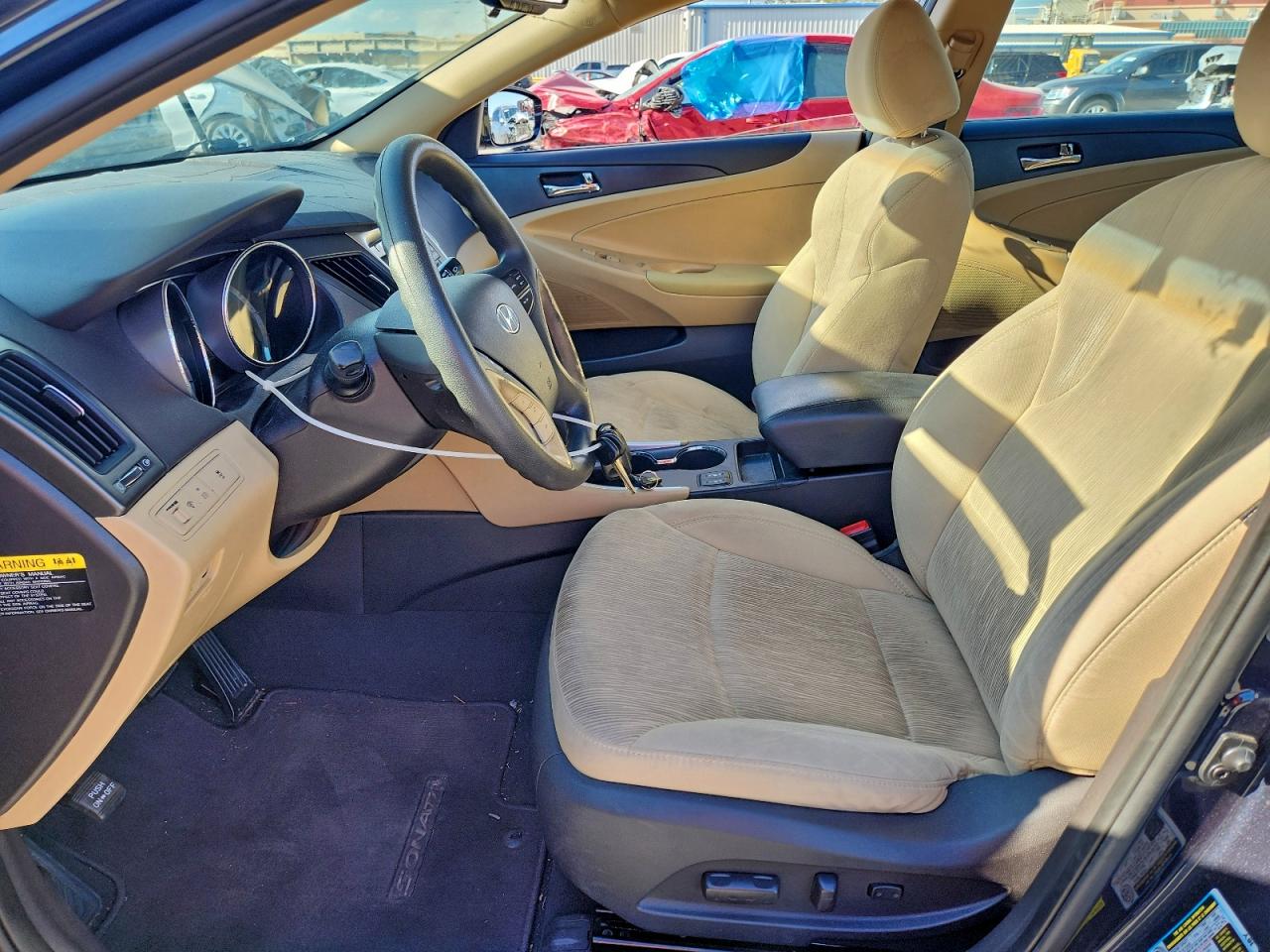 2014 HYUNDAI SONATA GLS photo 13