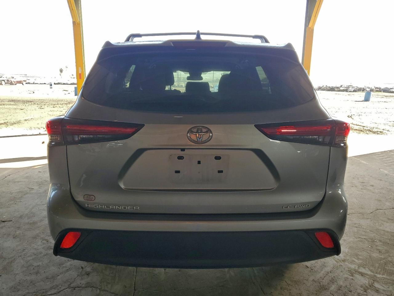 2023 TOYOTA HIGHLANDER L photo 6