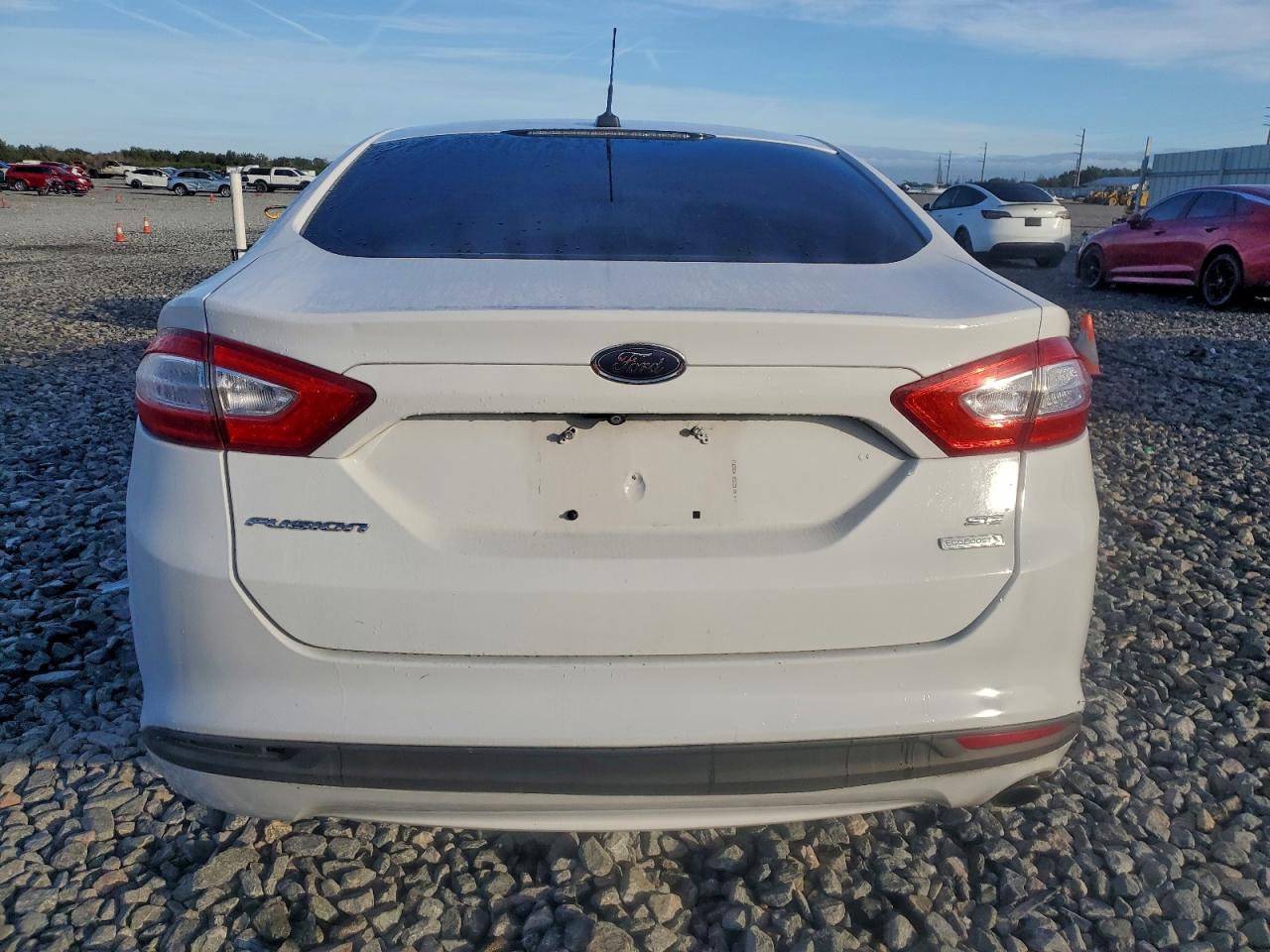 2014 FORD FUSION SE photo 6