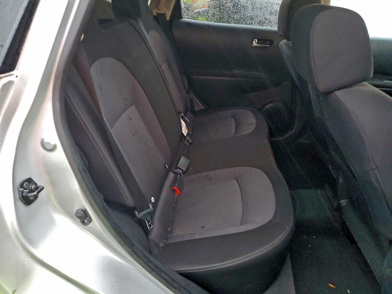 2013 NISSAN ROGUE S photo 11