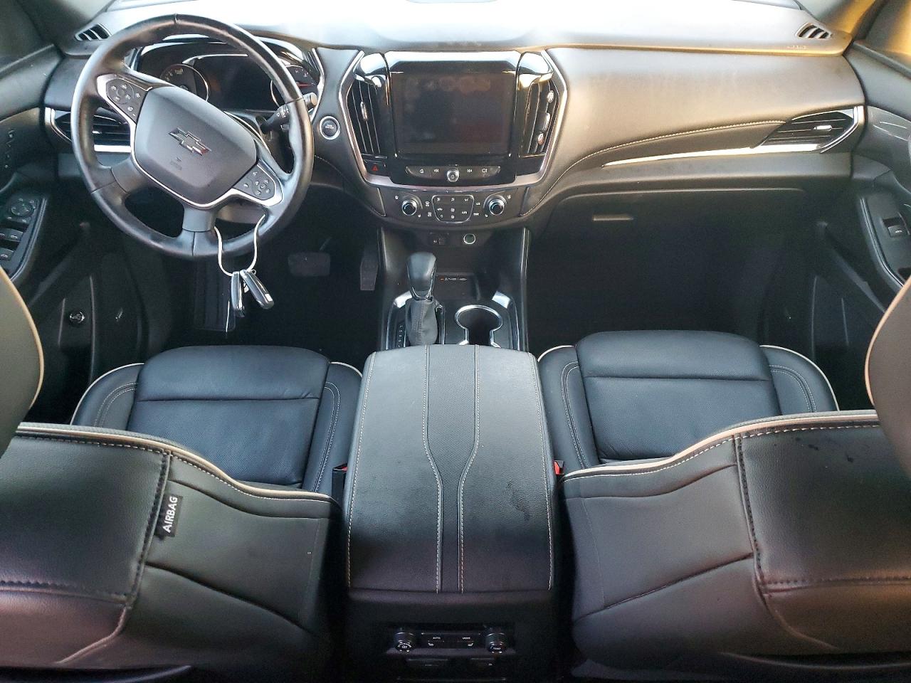 2023 CHEVROLET TRAVERSE PREMIER photo 8