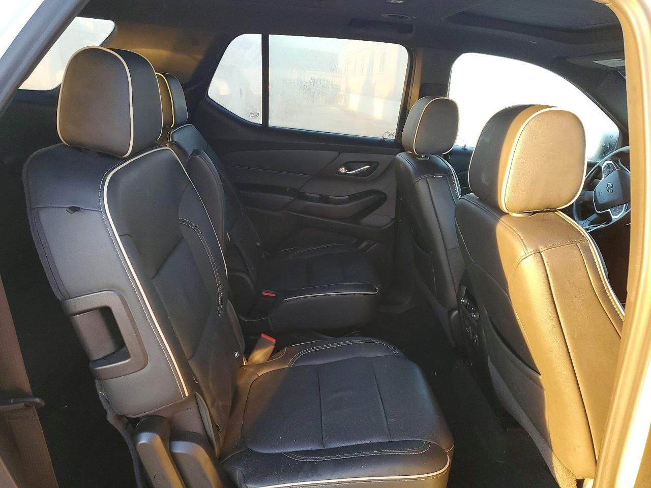 2023 CHEVROLET TRAVERSE PREMIER photo 11