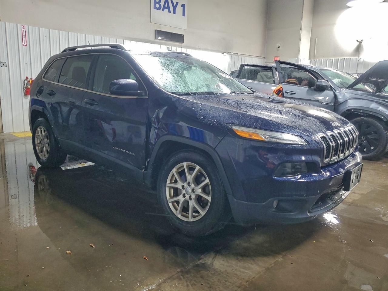 2015 JEEP CHEROKEE LATITUDE photo 10