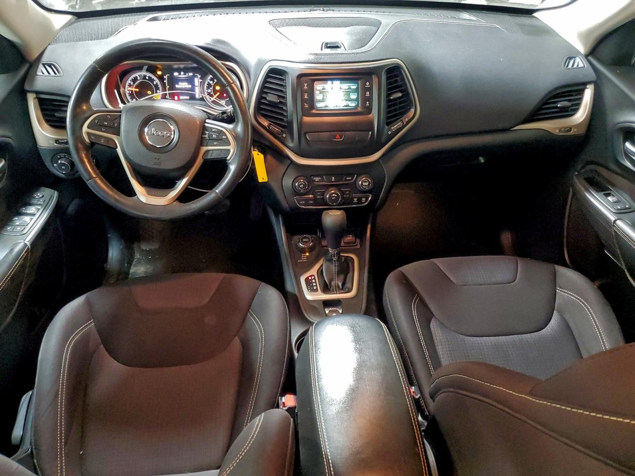 2015 JEEP CHEROKEE LATITUDE photo 22