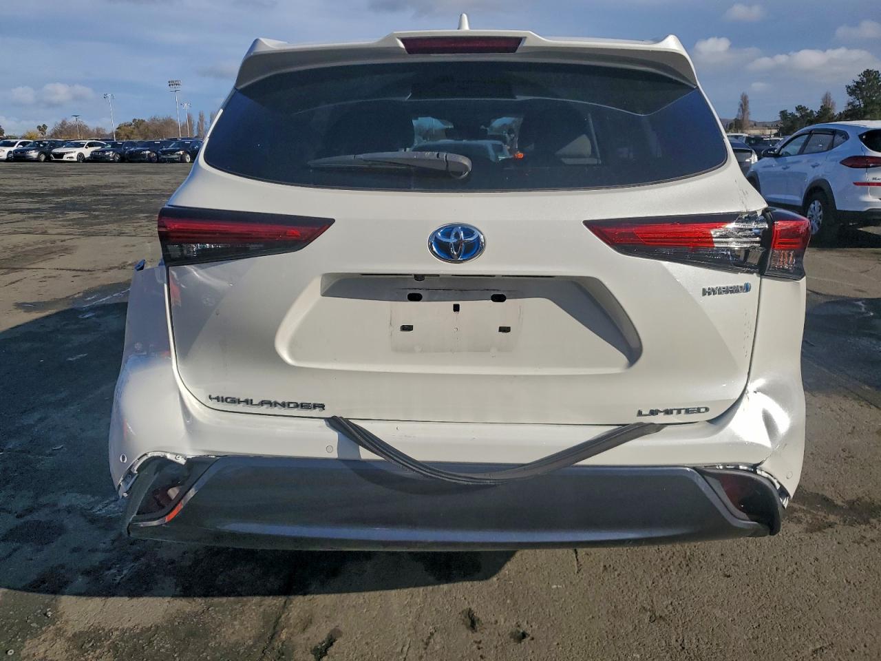 2021 TOYOTA HIGHLANDER HYBRID LIMITED photo 6