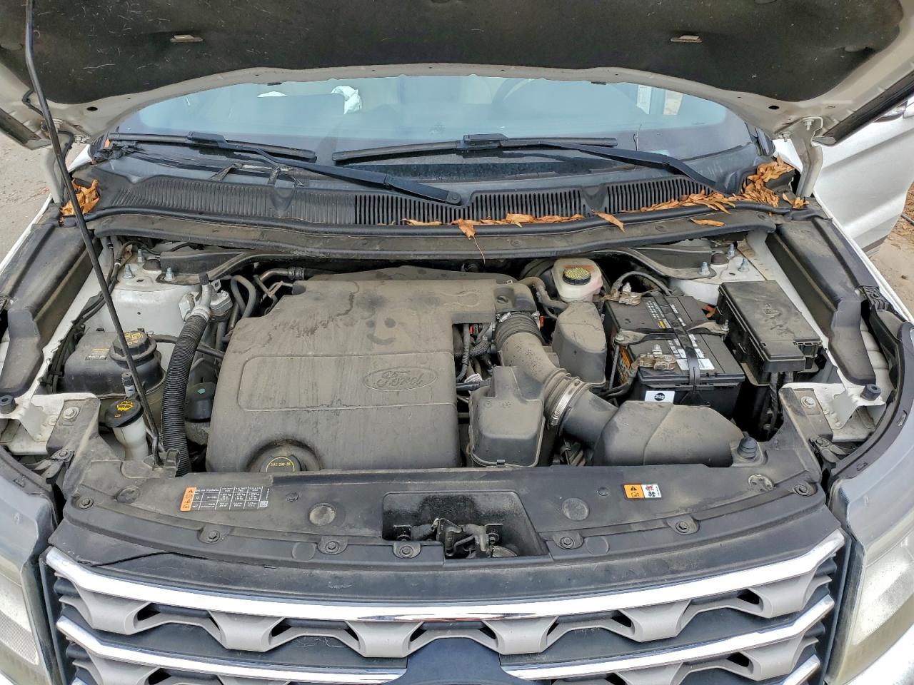 2017 FORD EXPLORER XLT photo 12