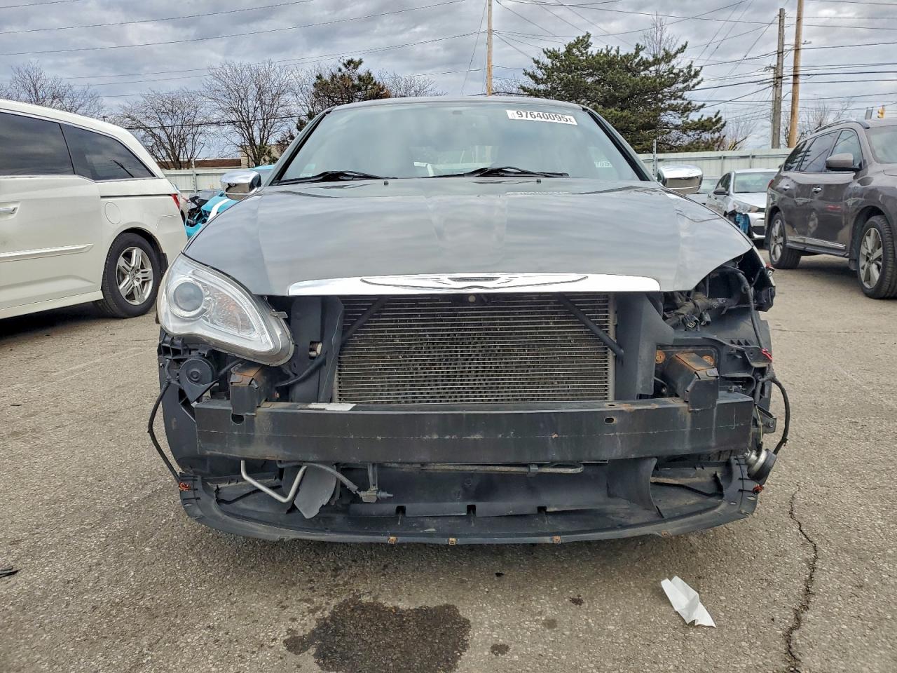 2013 CHRYSLER 200 LIMITED photo 9