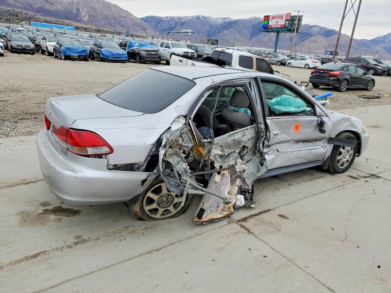 2002 HONDA ACCORD SE photo 3