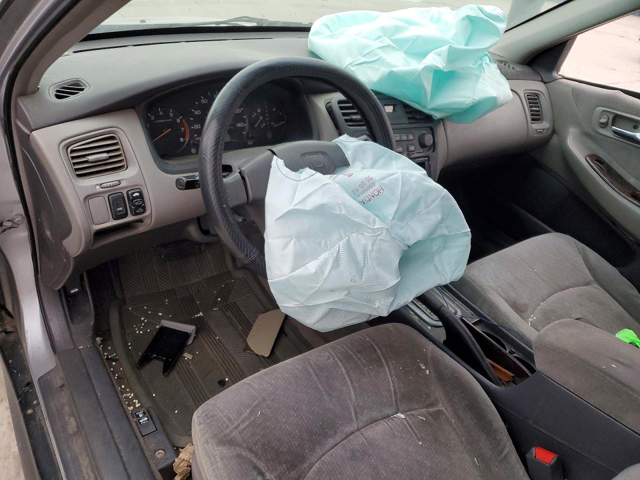 2002 HONDA ACCORD SE photo 8