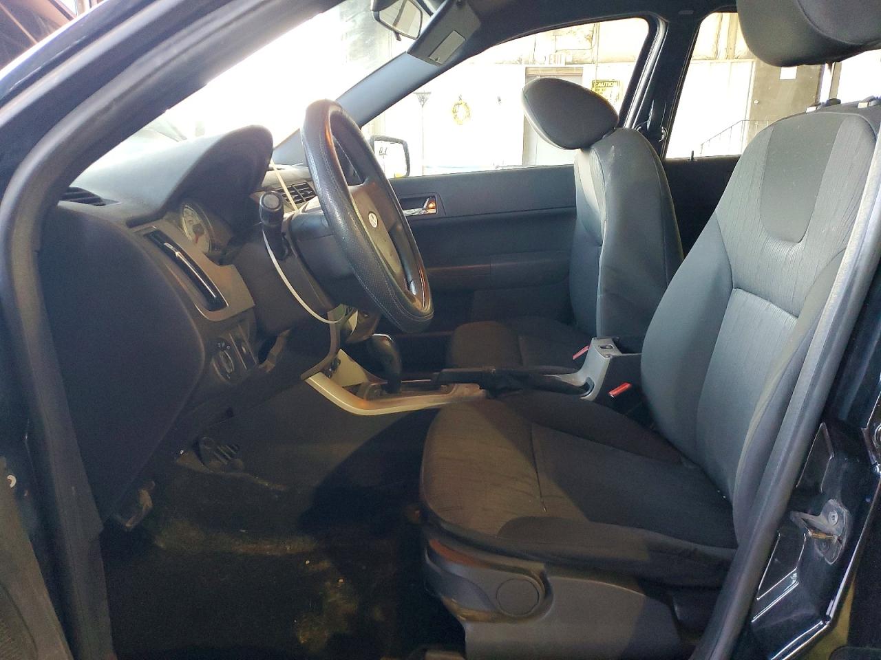 2008 FORD FOCUS SE photo 7