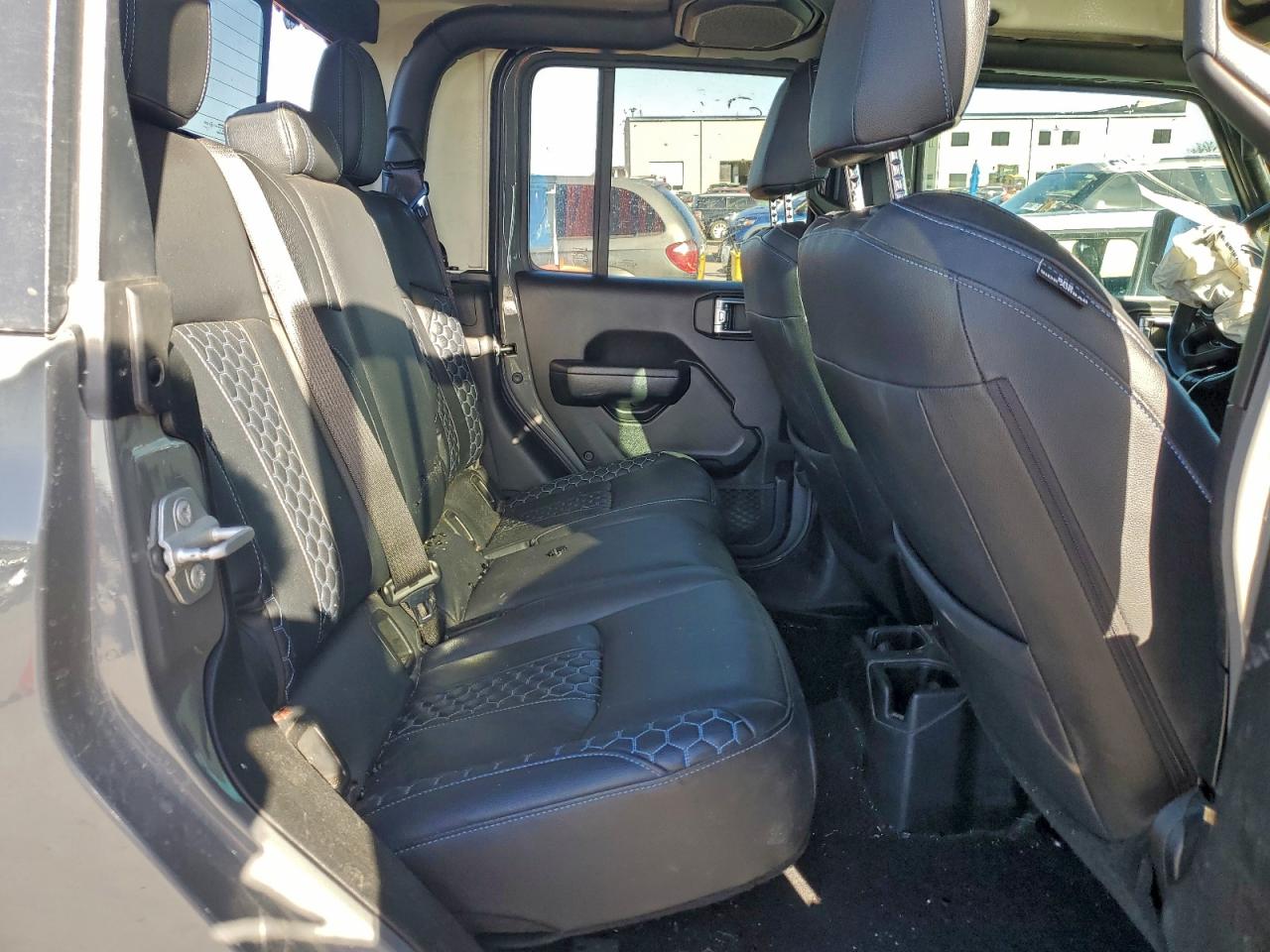 2021 JEEP GLADIATOR SPORT photo 10