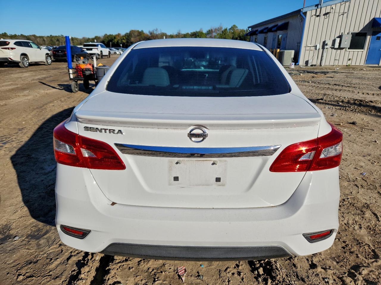 2017 NISSAN SENTRA S photo 6