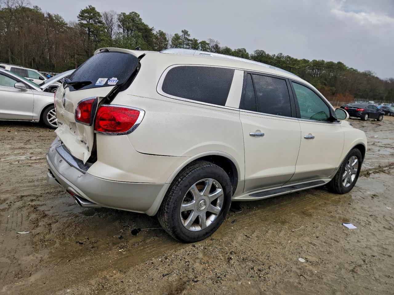 2008 BUICK ENCLAVE CXL photo 3
