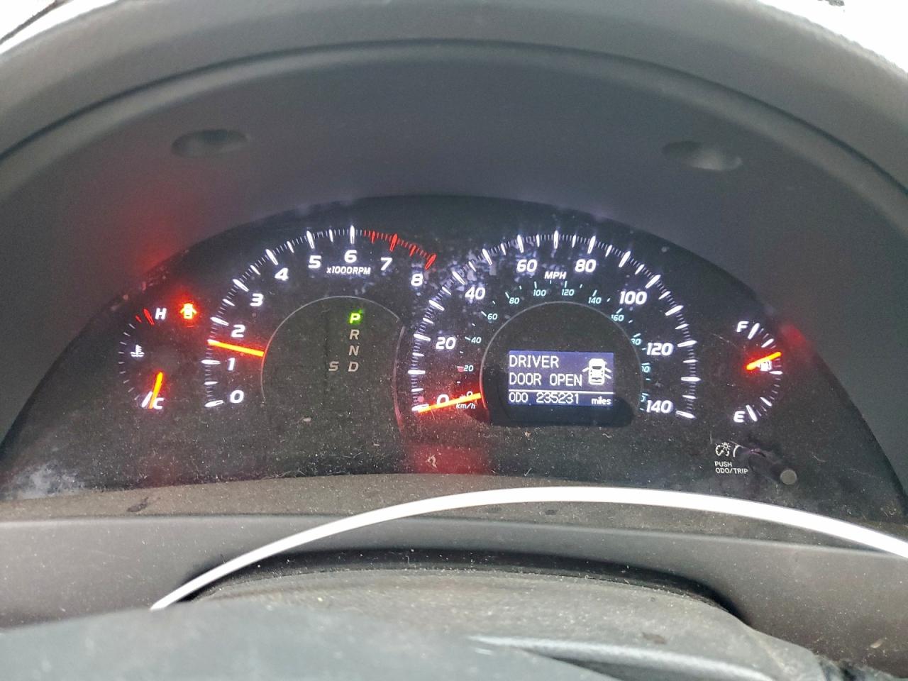 2011 TOYOTA CAMRY BASE photo 9