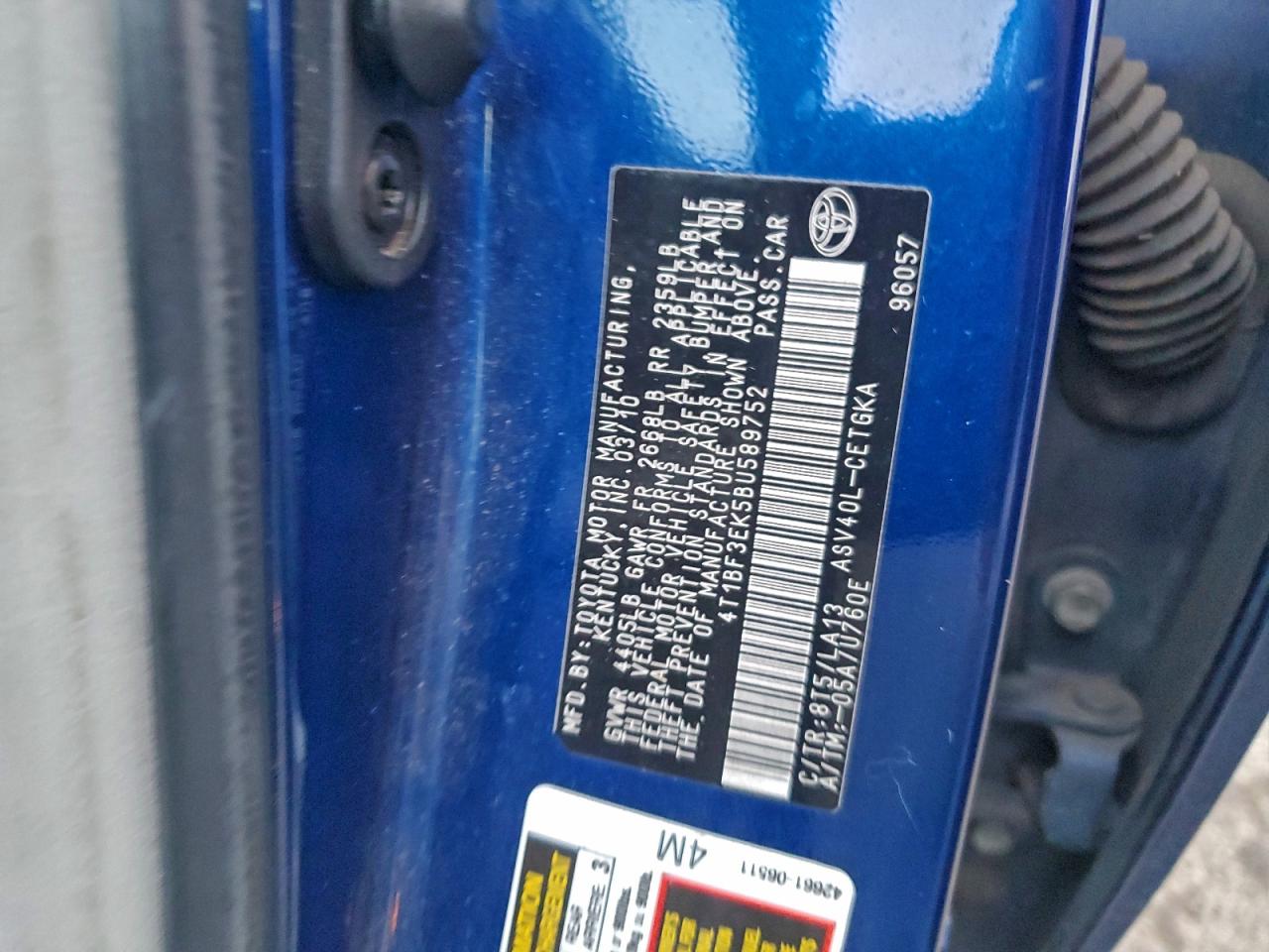 2011 TOYOTA CAMRY BASE photo 13