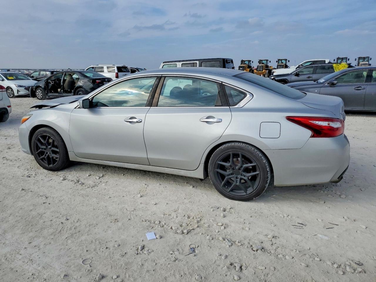 2016 NISSAN ALTIMA 2.5 photo 2