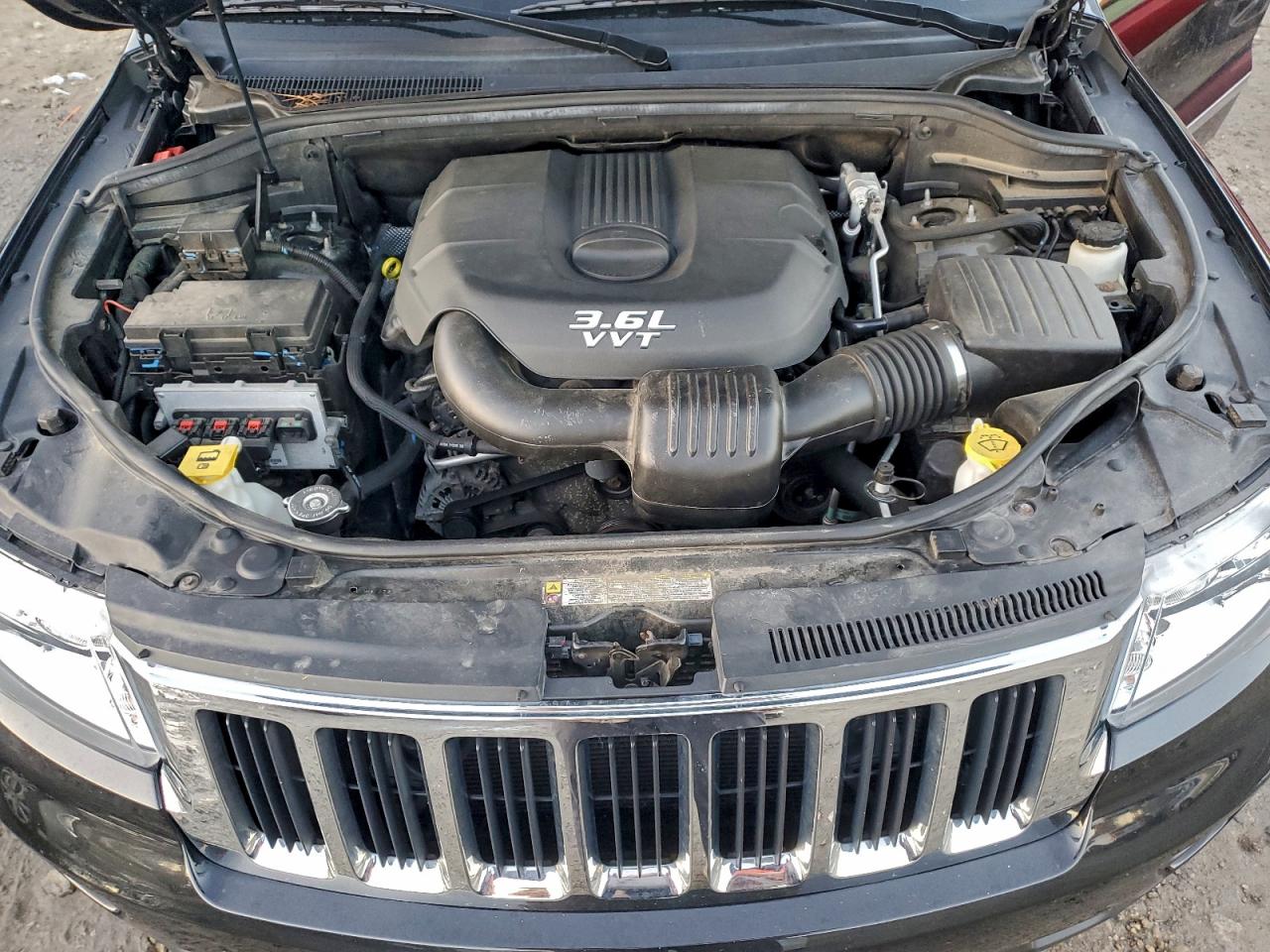 2012 JEEP GRAND CHEROKEE LIMITED photo 12
