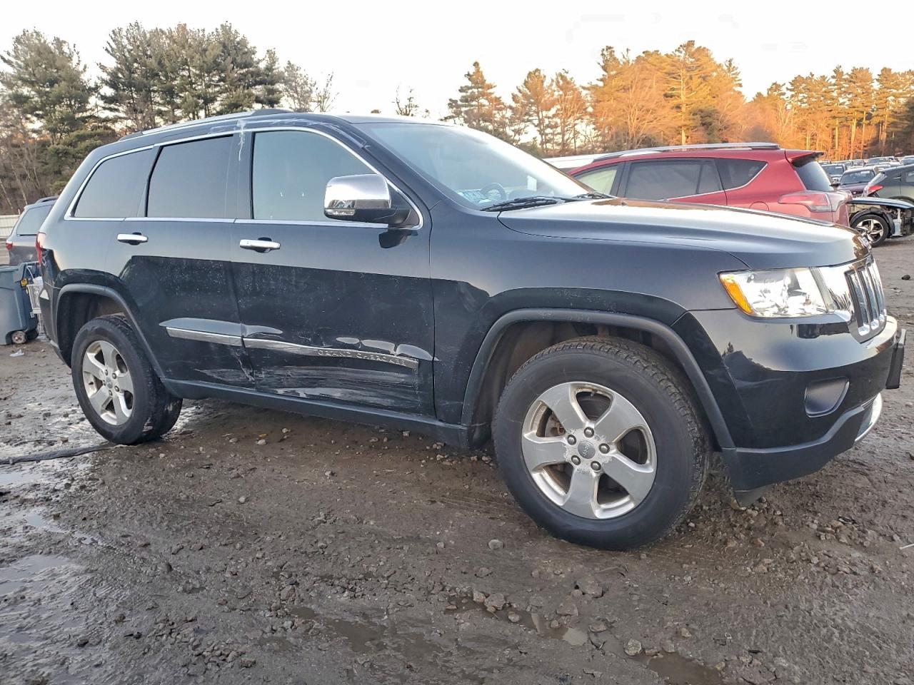 2012 JEEP GRAND CHEROKEE LIMITED photo 4