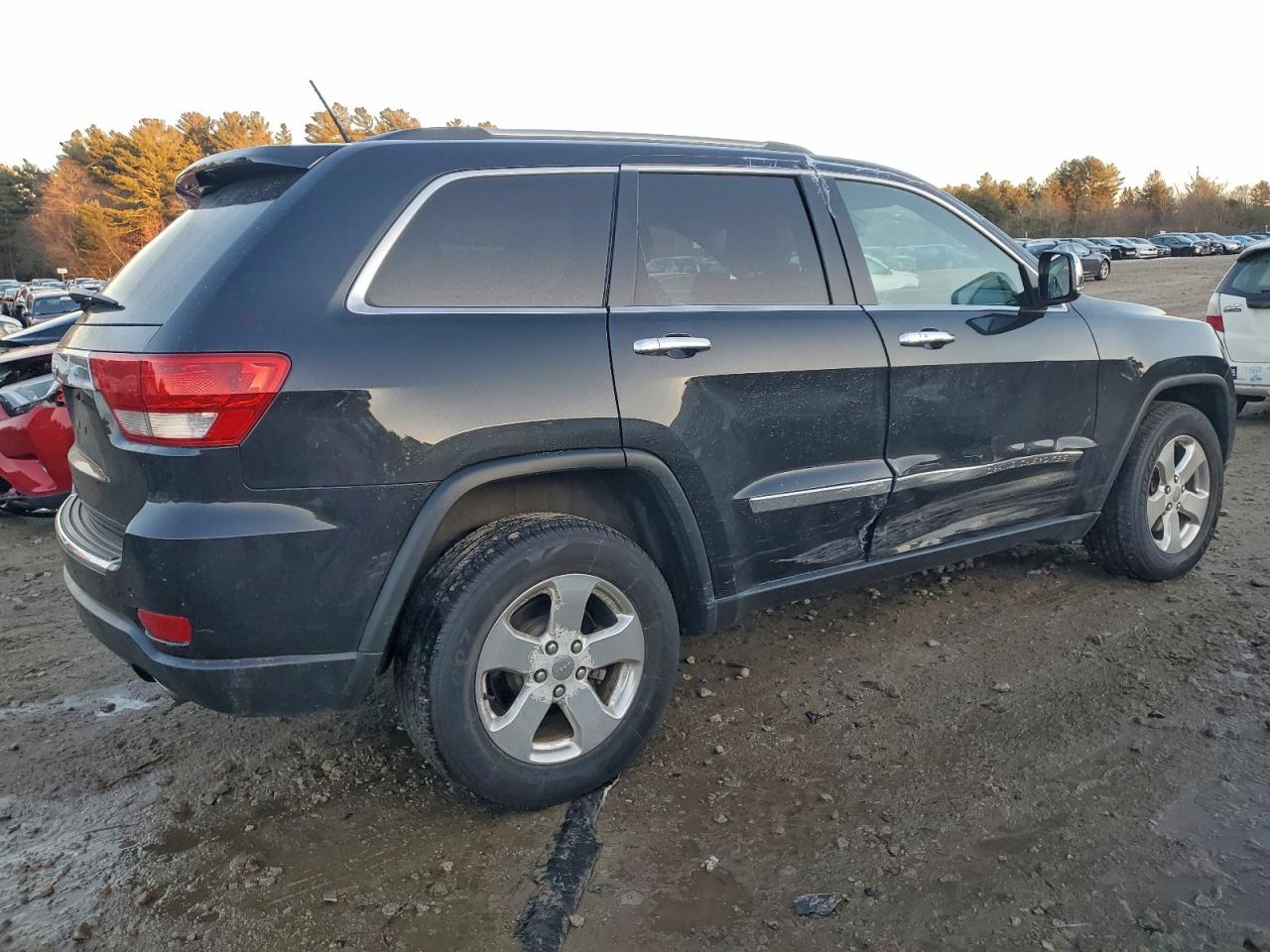 2012 JEEP GRAND CHEROKEE LIMITED photo 3