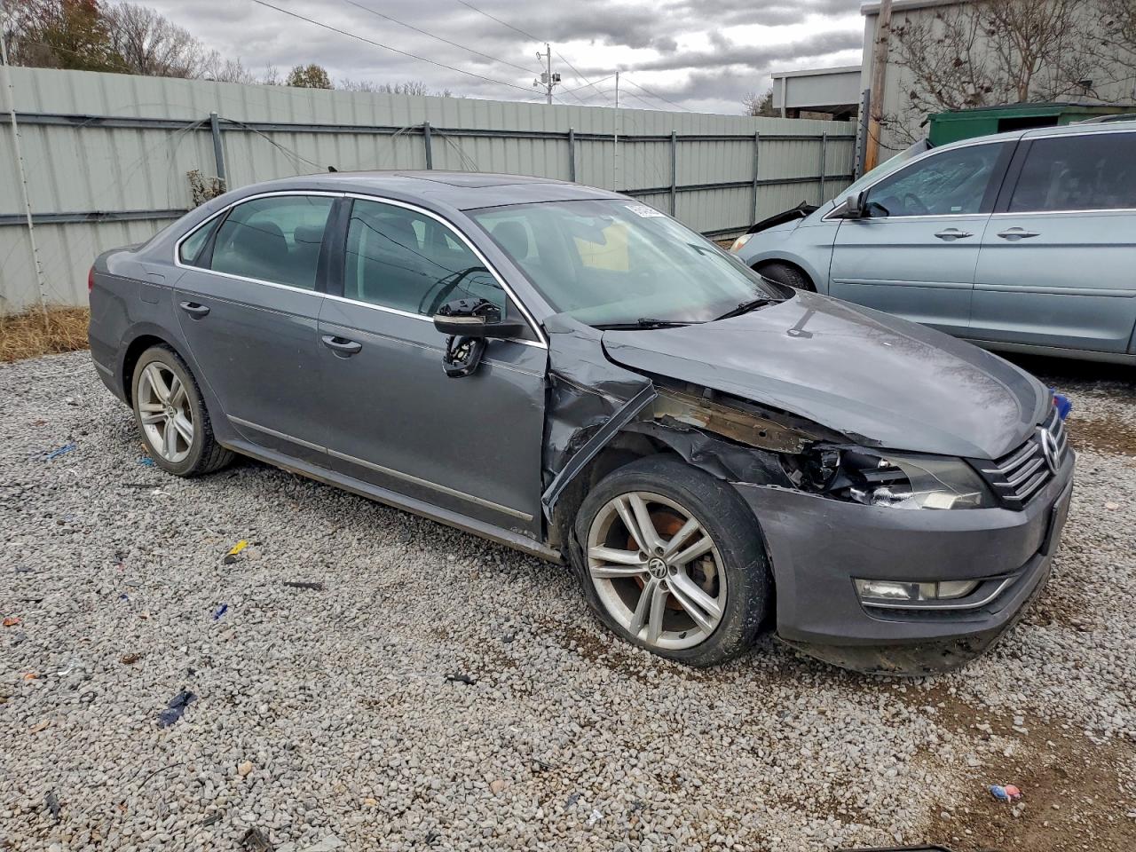 2015 VOLKSWAGEN PASSAT SE photo 7