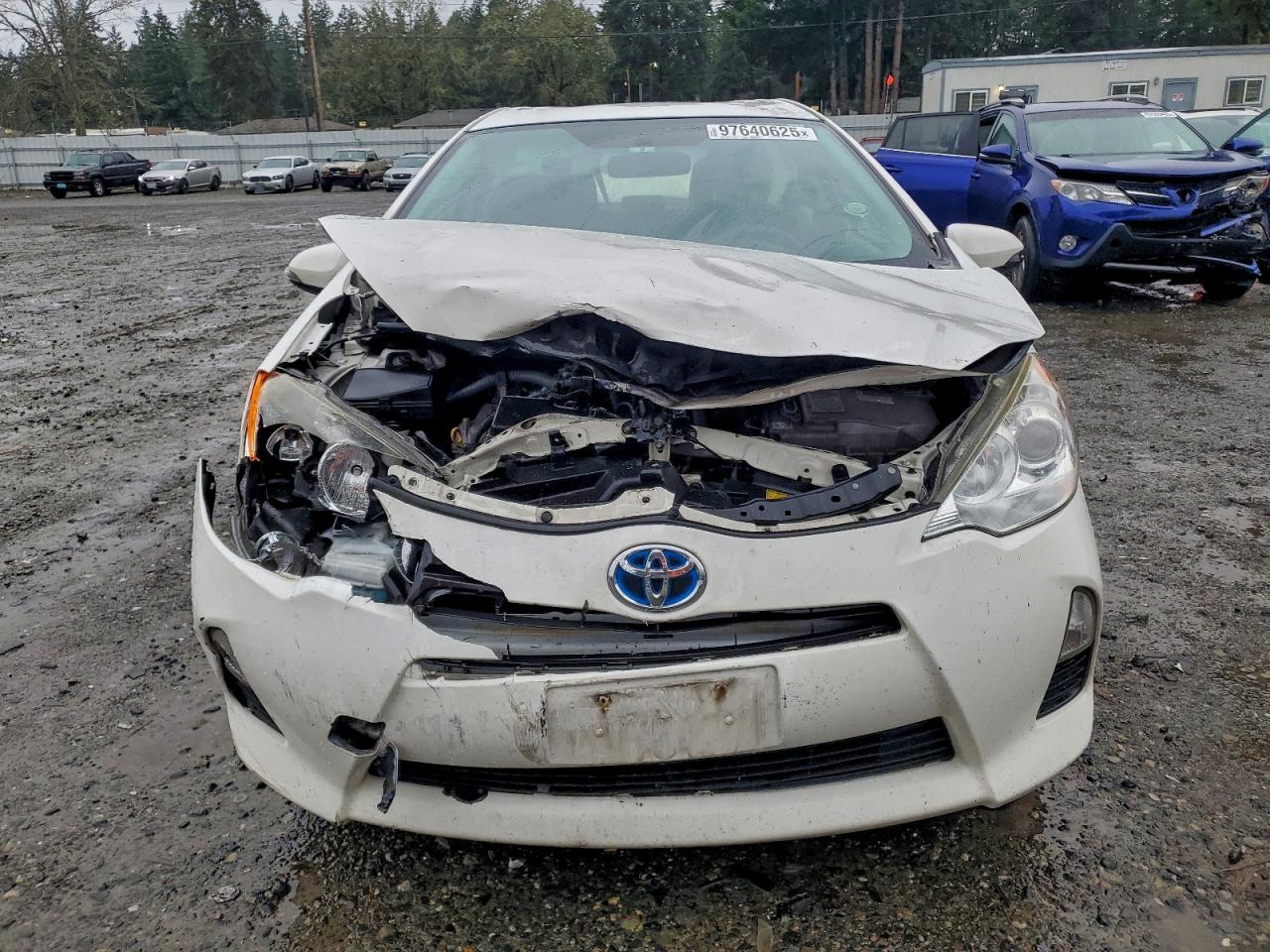 2012 TOYOTA PRIUS C photo 5