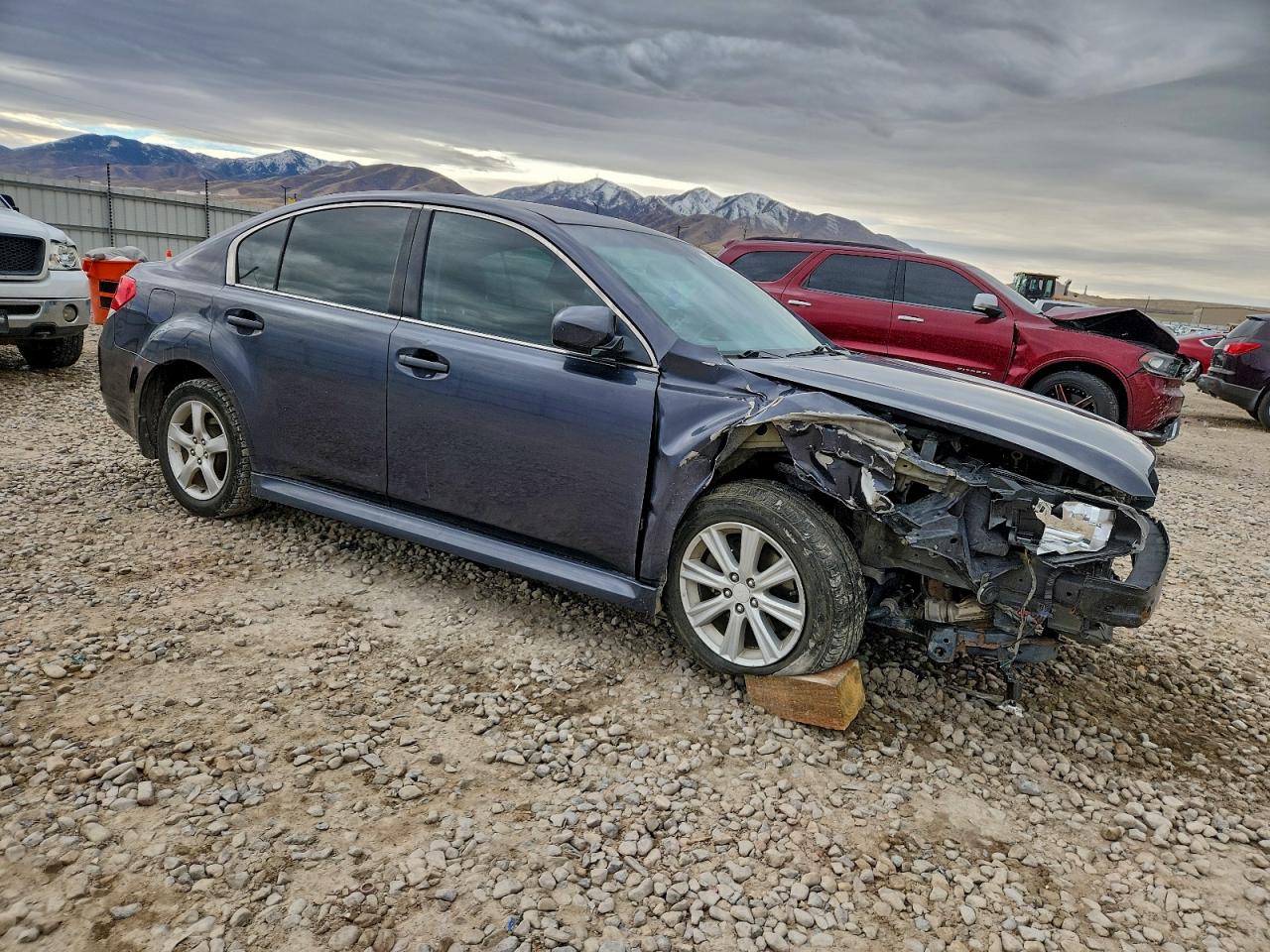 2013 SUBARU LEGACY 2.5I PREMIUM photo 4
