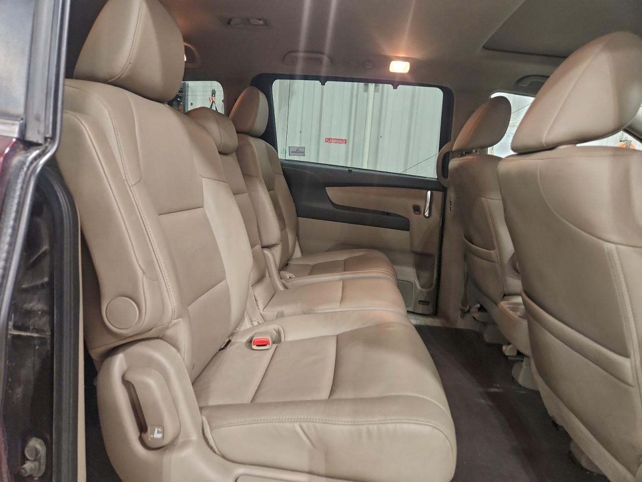 2014 HONDA ODYSSEY EXL photo 11
