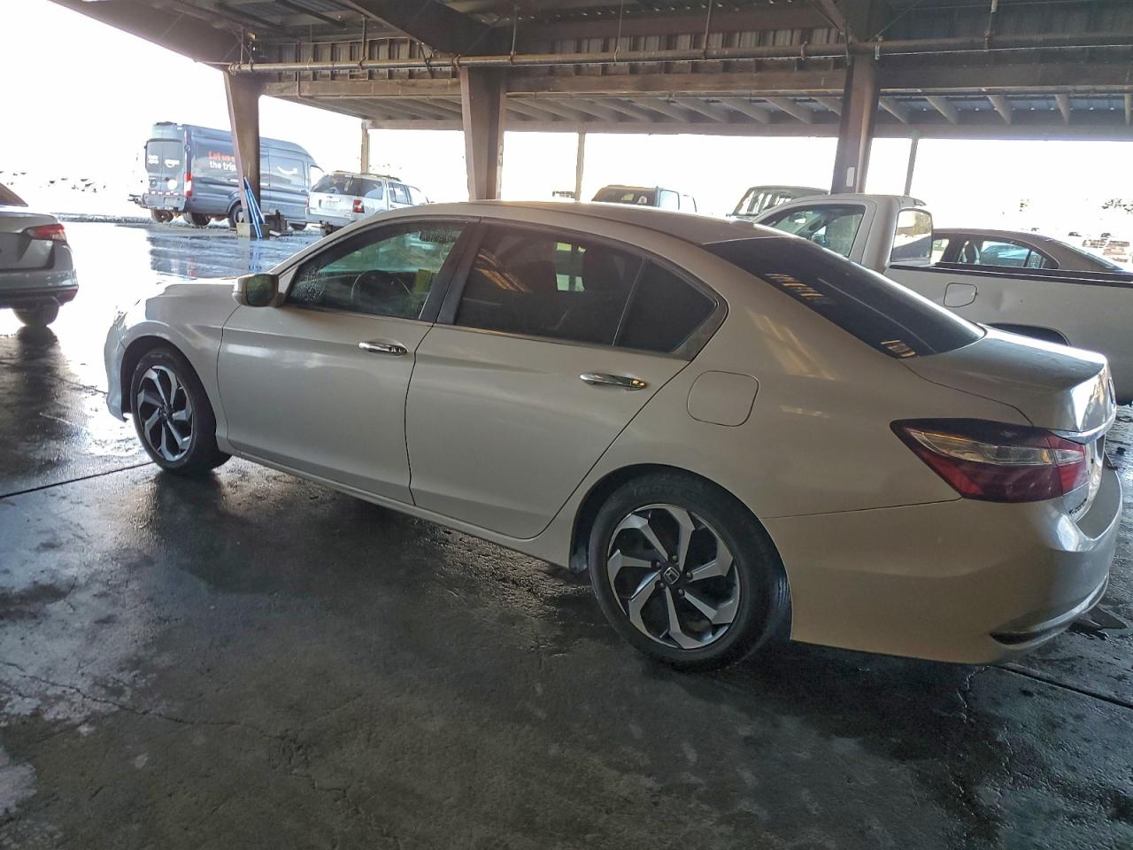 2017 HONDA ACCORD EXL photo 2