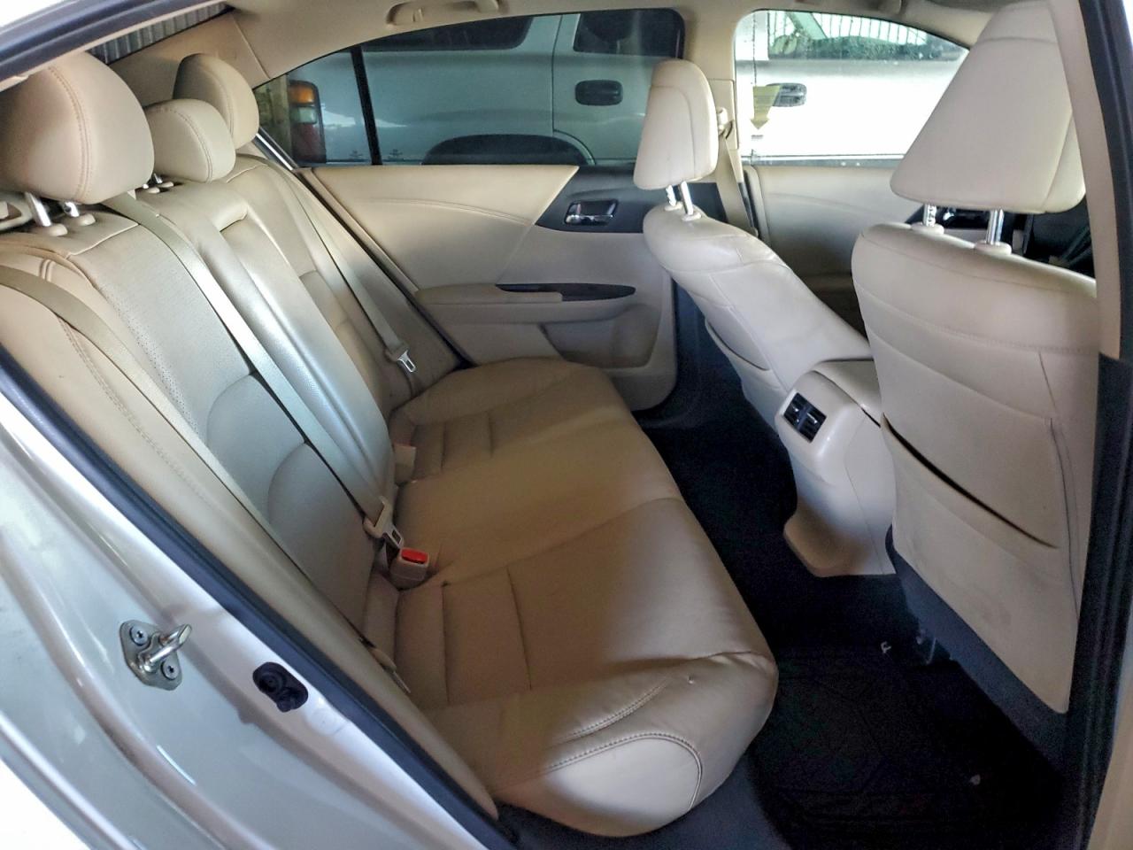 2017 HONDA ACCORD EXL photo 10