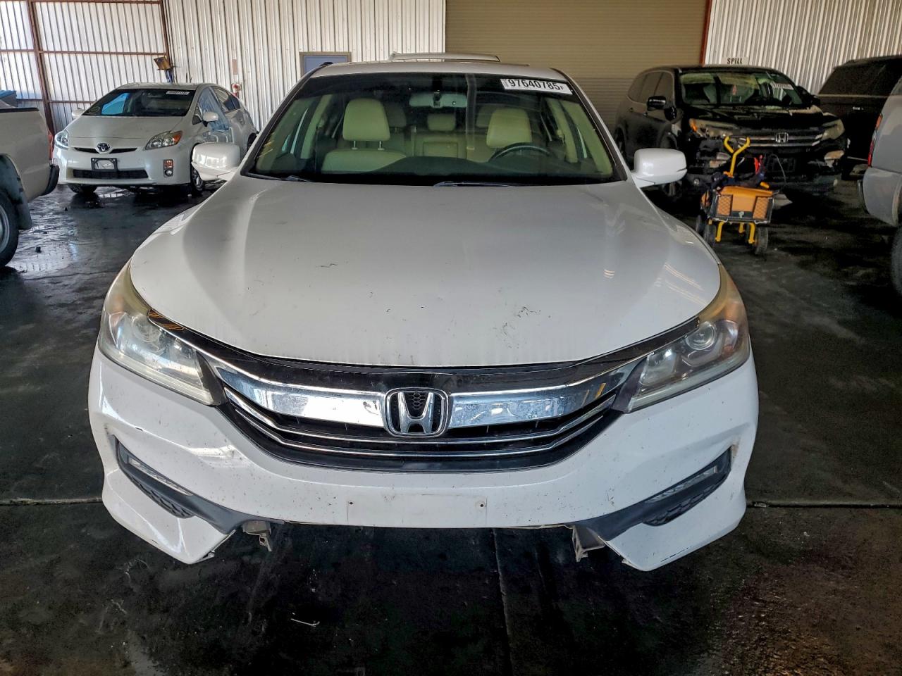 2017 HONDA ACCORD EXL photo 5