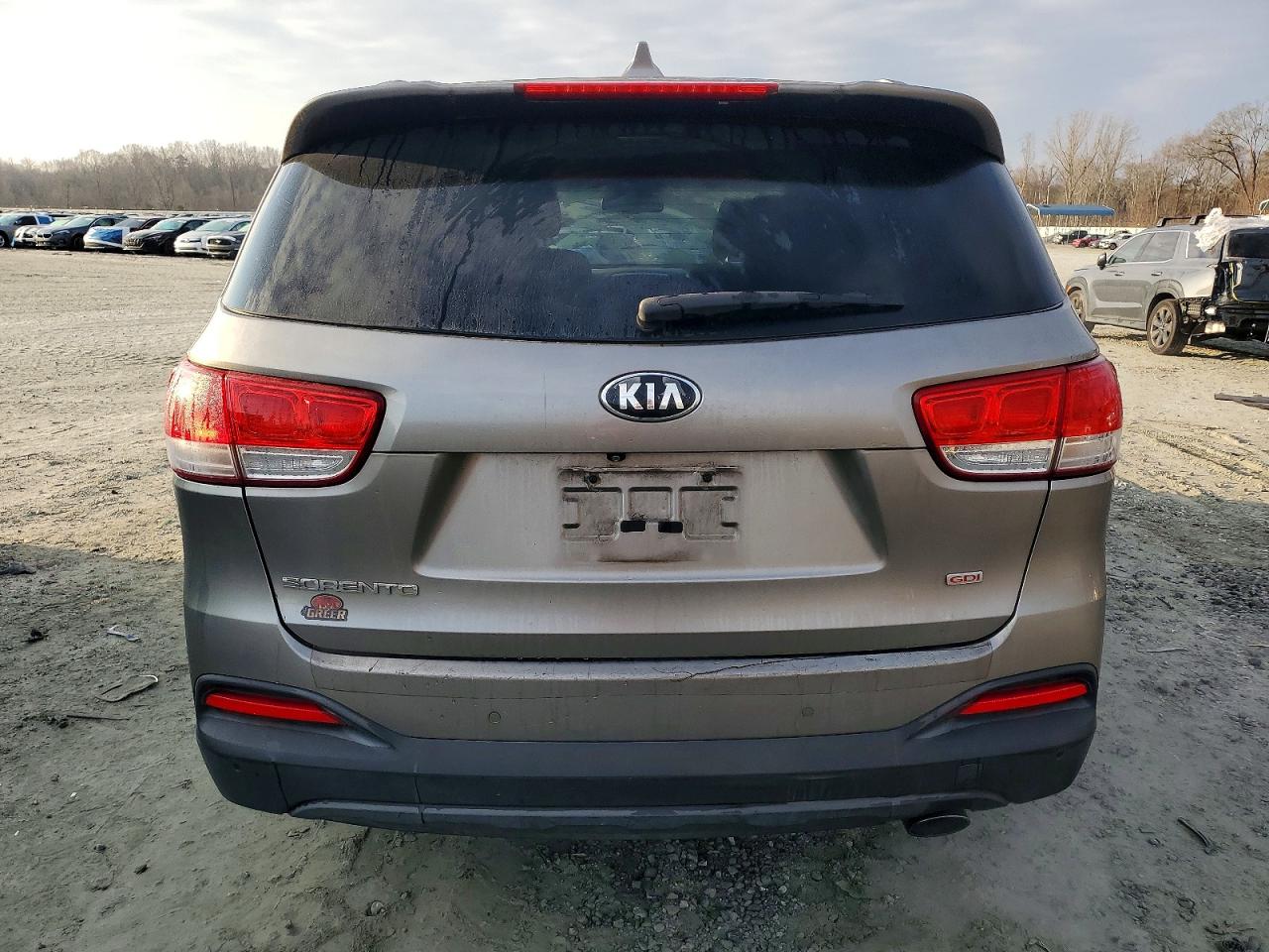 2016 KIA SORENTO LX photo 11