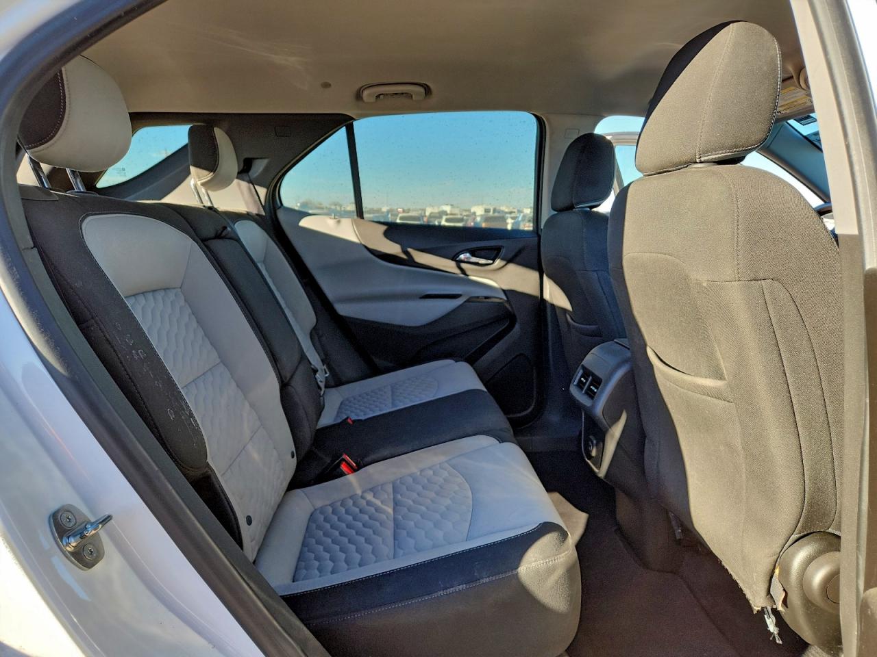 2019 CHEVROLET EQUINOX LT photo 11