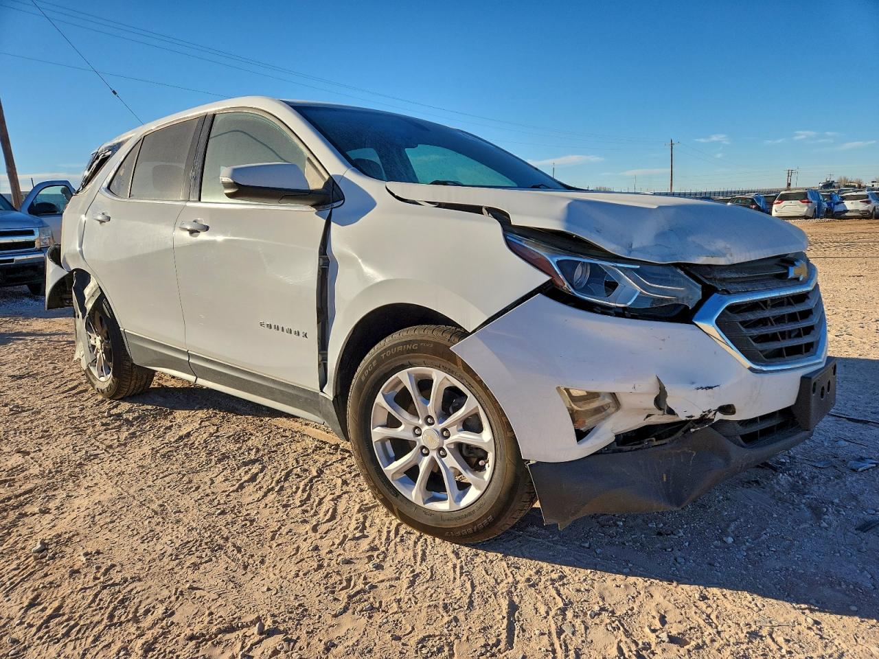 2019 CHEVROLET EQUINOX LT photo 4