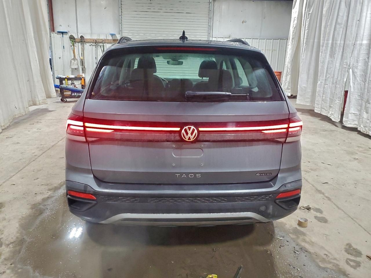 2025 VOLKSWAGEN TAOS S photo 6