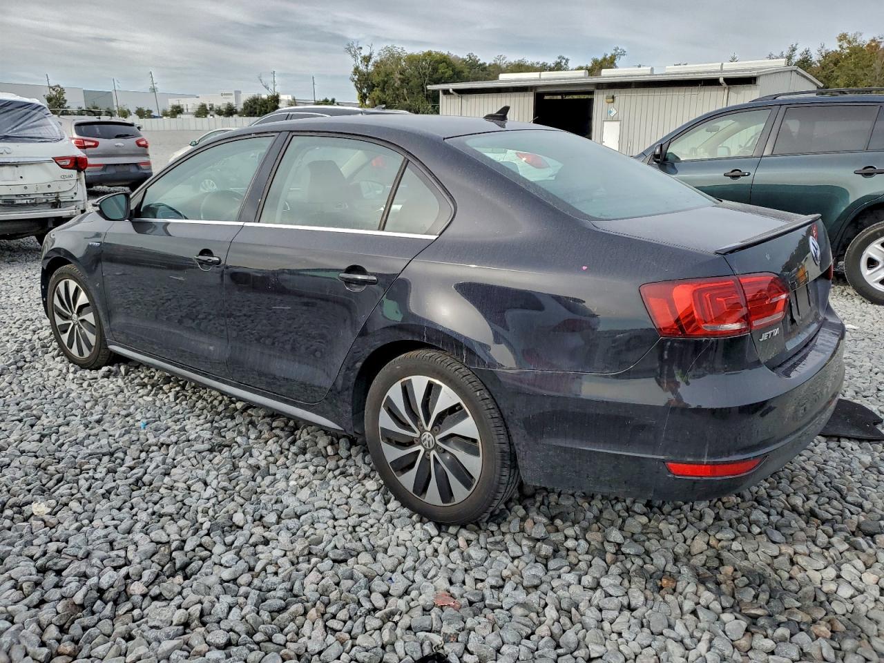 2013 VOLKSWAGEN JETTA HYBRID photo 2