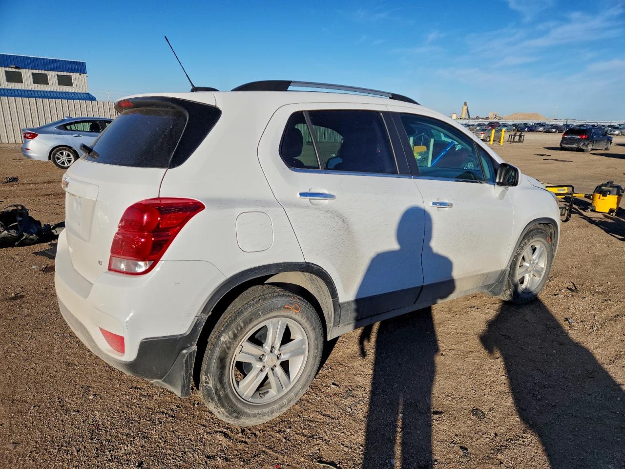 2020 CHEVROLET TRAX 1LT photo 3