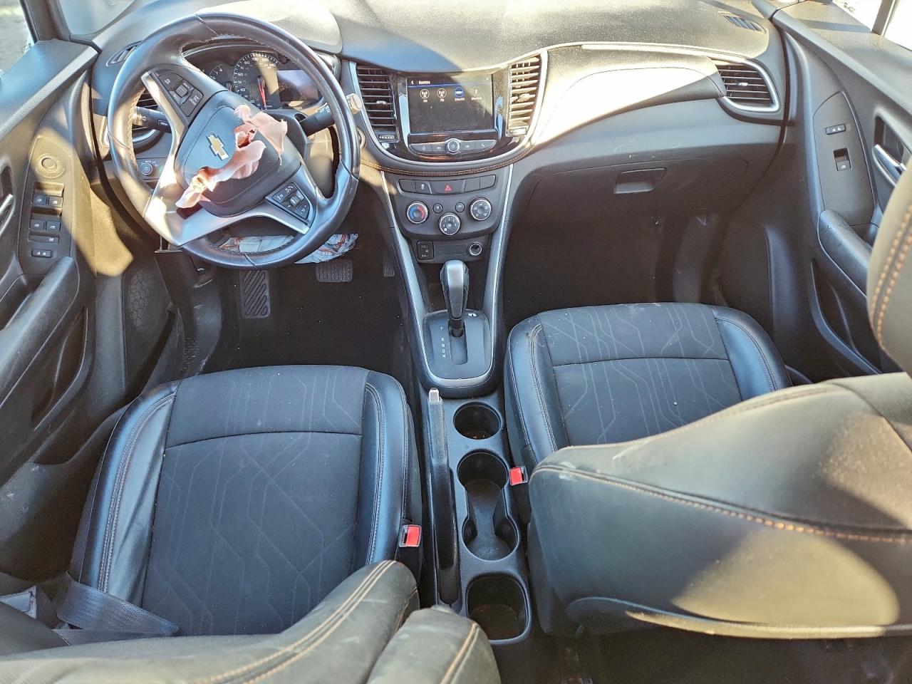 2020 CHEVROLET TRAX 1LT photo 8
