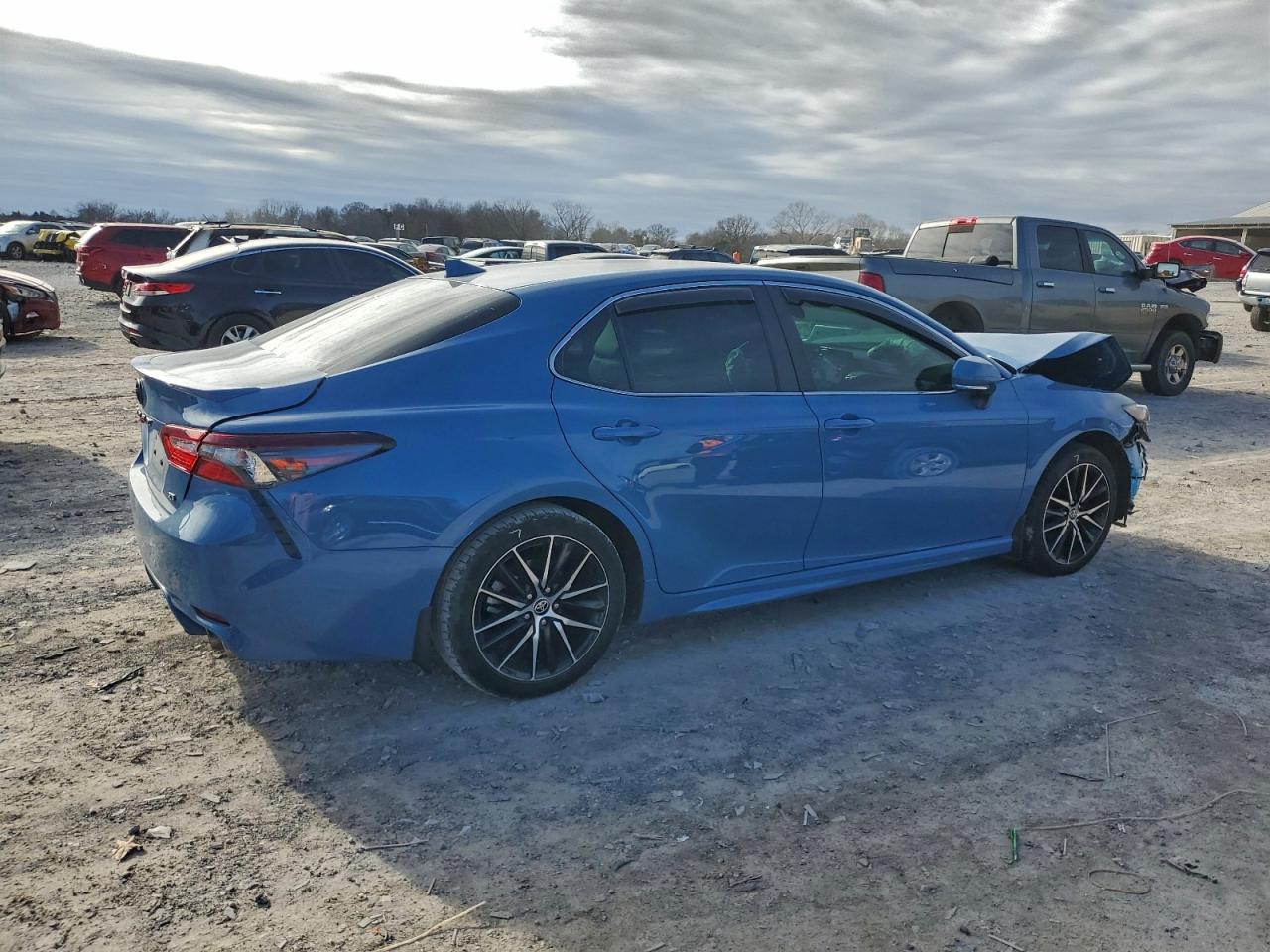 2024 TOYOTA CAMRY SE NIGHT SHADE photo 7