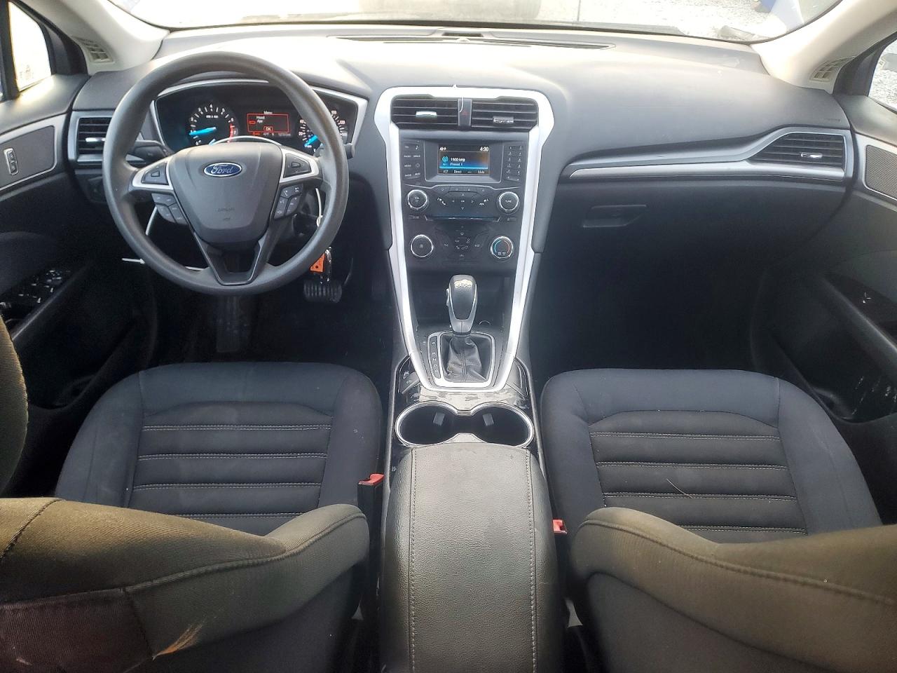 2015 FORD FUSION SE photo 8