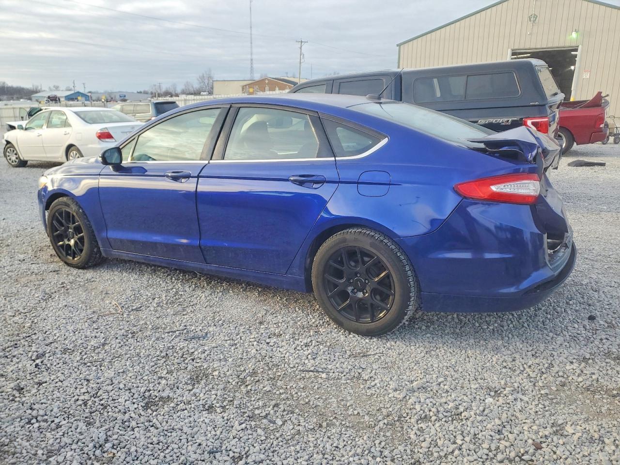 2015 FORD FUSION SE photo 2