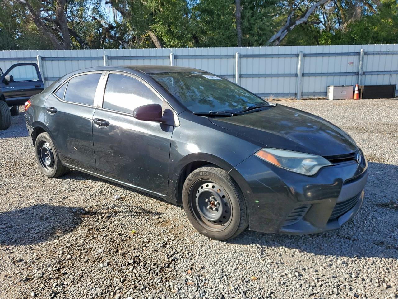 2014 TOYOTA COROLLA L photo 4
