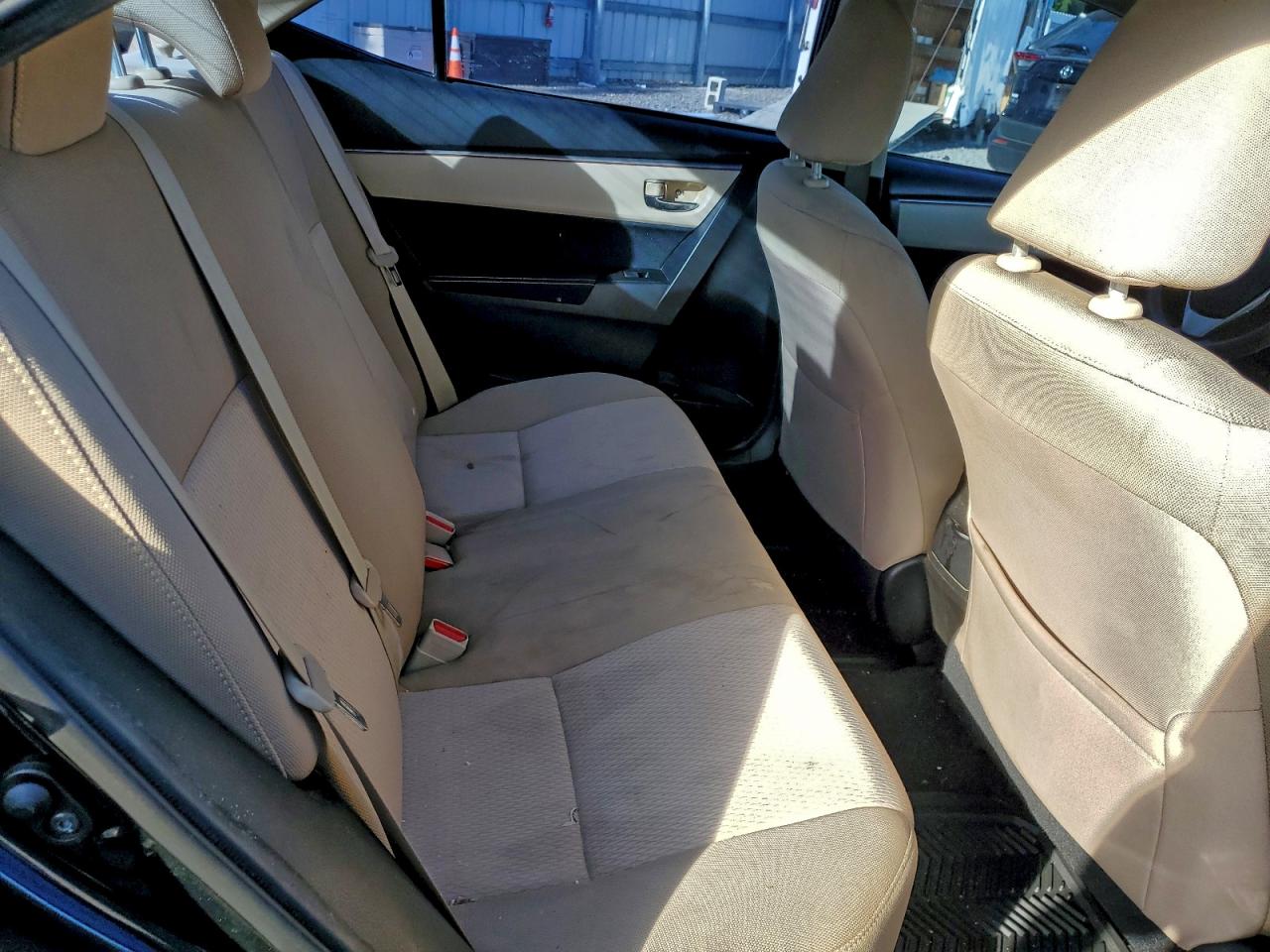 2014 TOYOTA COROLLA L photo 10