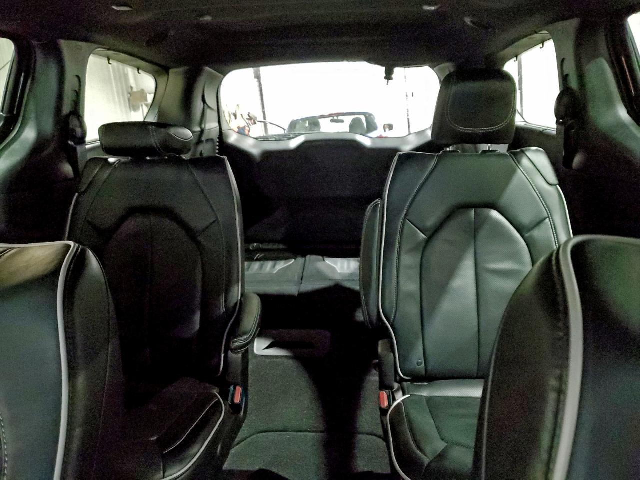 2025 CHRYSLER PACIFICA LIMITED photo 10
