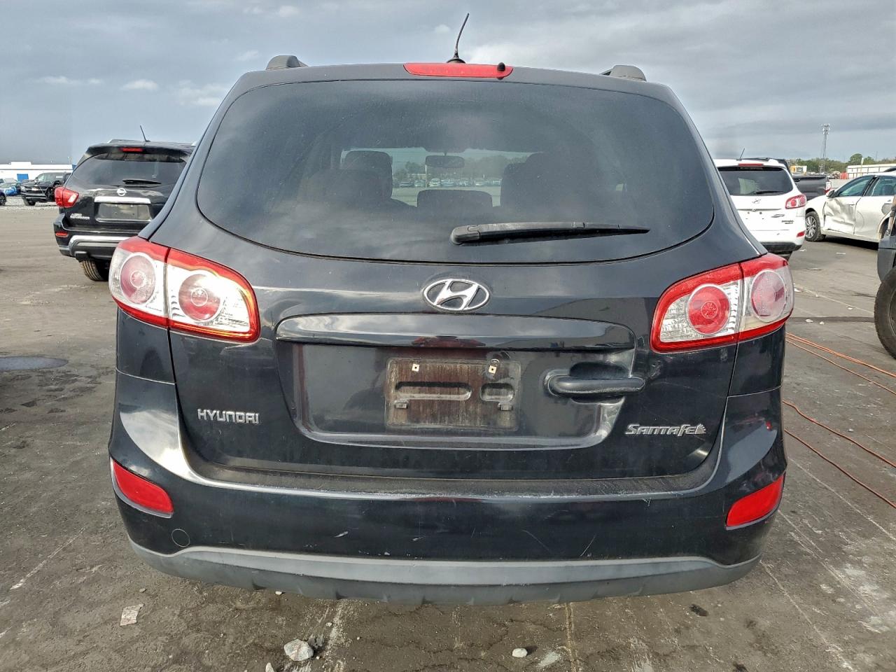 2010 HYUNDAI SANTA FE GLS photo 6
