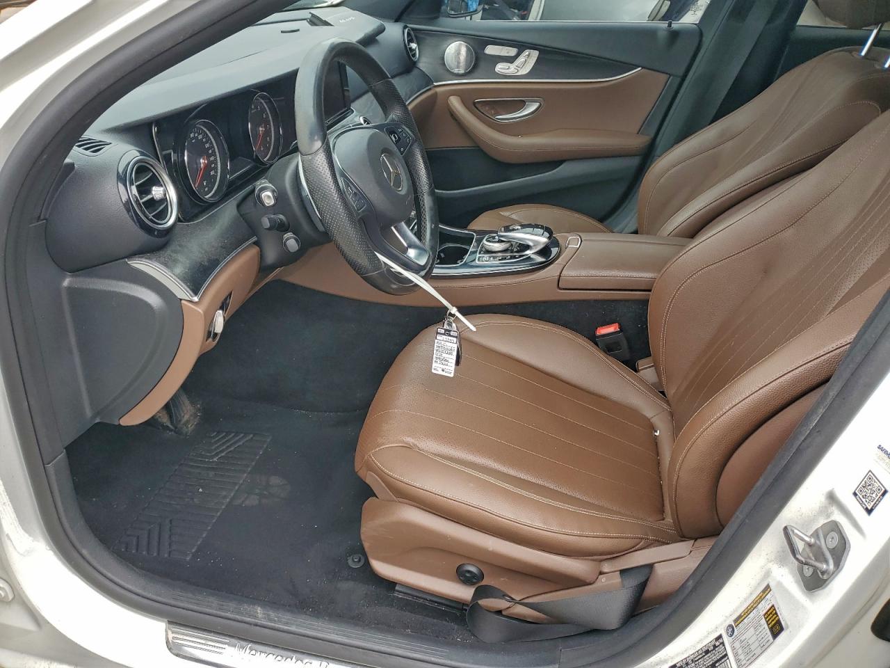 2017 MERCEDES-BENZ E 300 photo 7