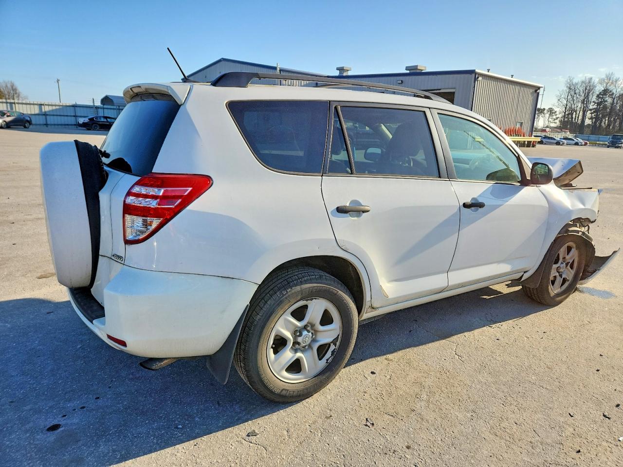 2011 TOYOTA RAV4 photo 3