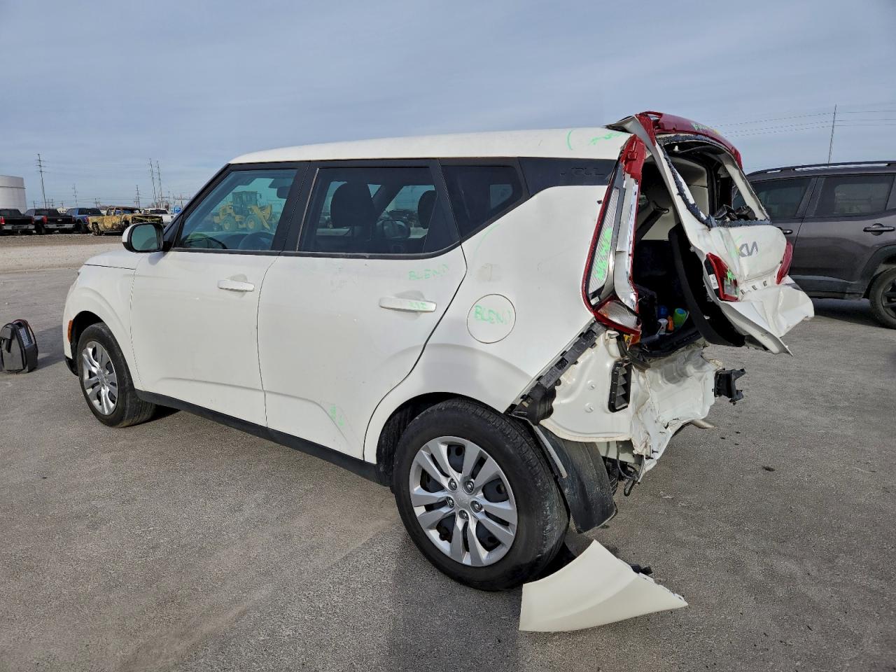 2022 KIA SOUL LX photo 2